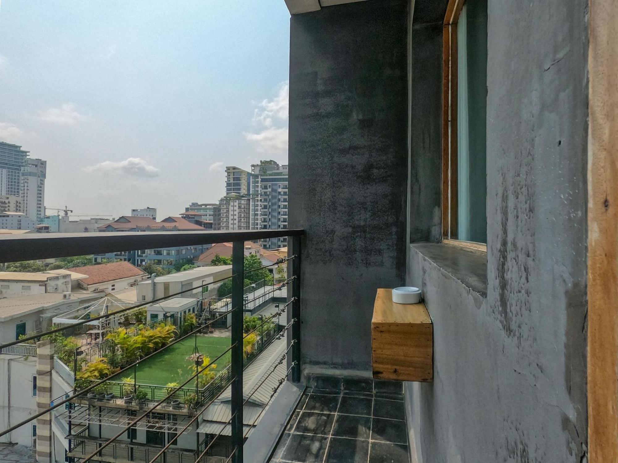 Patio Hotel & Urban Resort Phnom Penh Luaran gambar