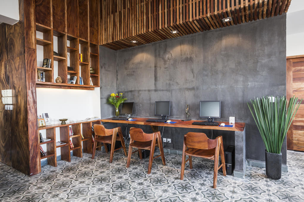 Patio Hotel & Urban Resort Phnom Penh Luaran gambar