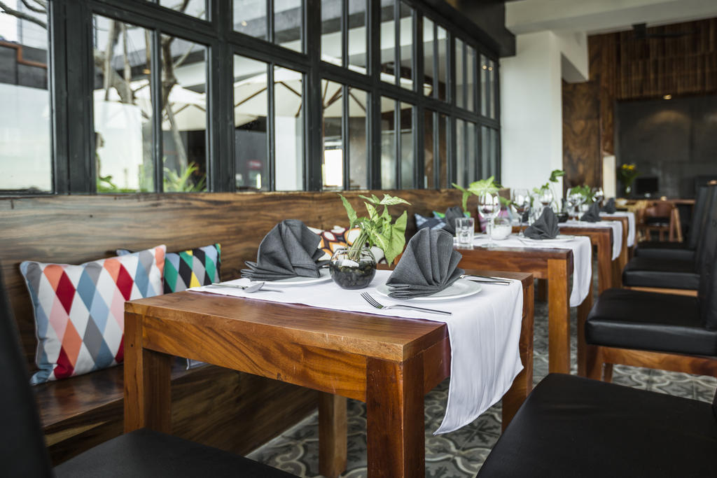 Patio Hotel & Urban Resort Phnom Penh Luaran gambar