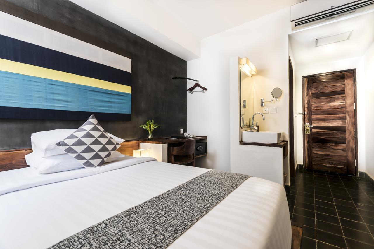Patio Hotel & Urban Resort Phnom Penh Luaran gambar